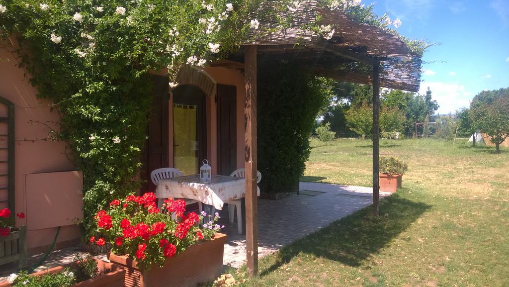 Podere Girasoli ピオンビーノ エクステリア 写真